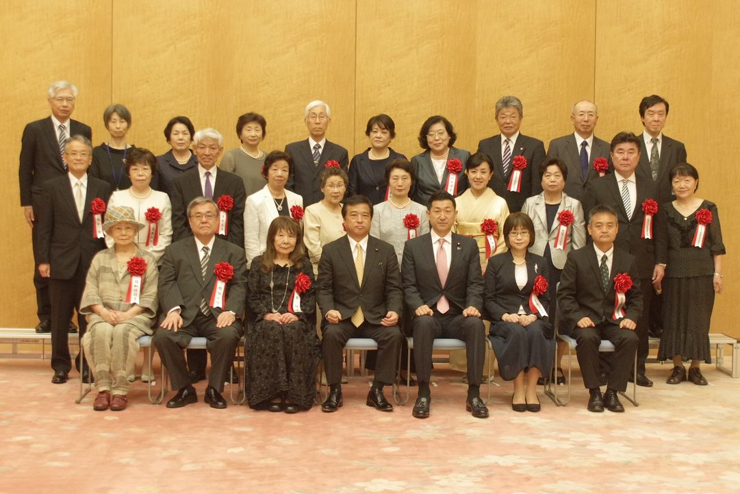 Hokkaido Consumers' Co-operative Union and FCO･OP Consumer Co-operative received Minister of State for Special Mission Commendation Award