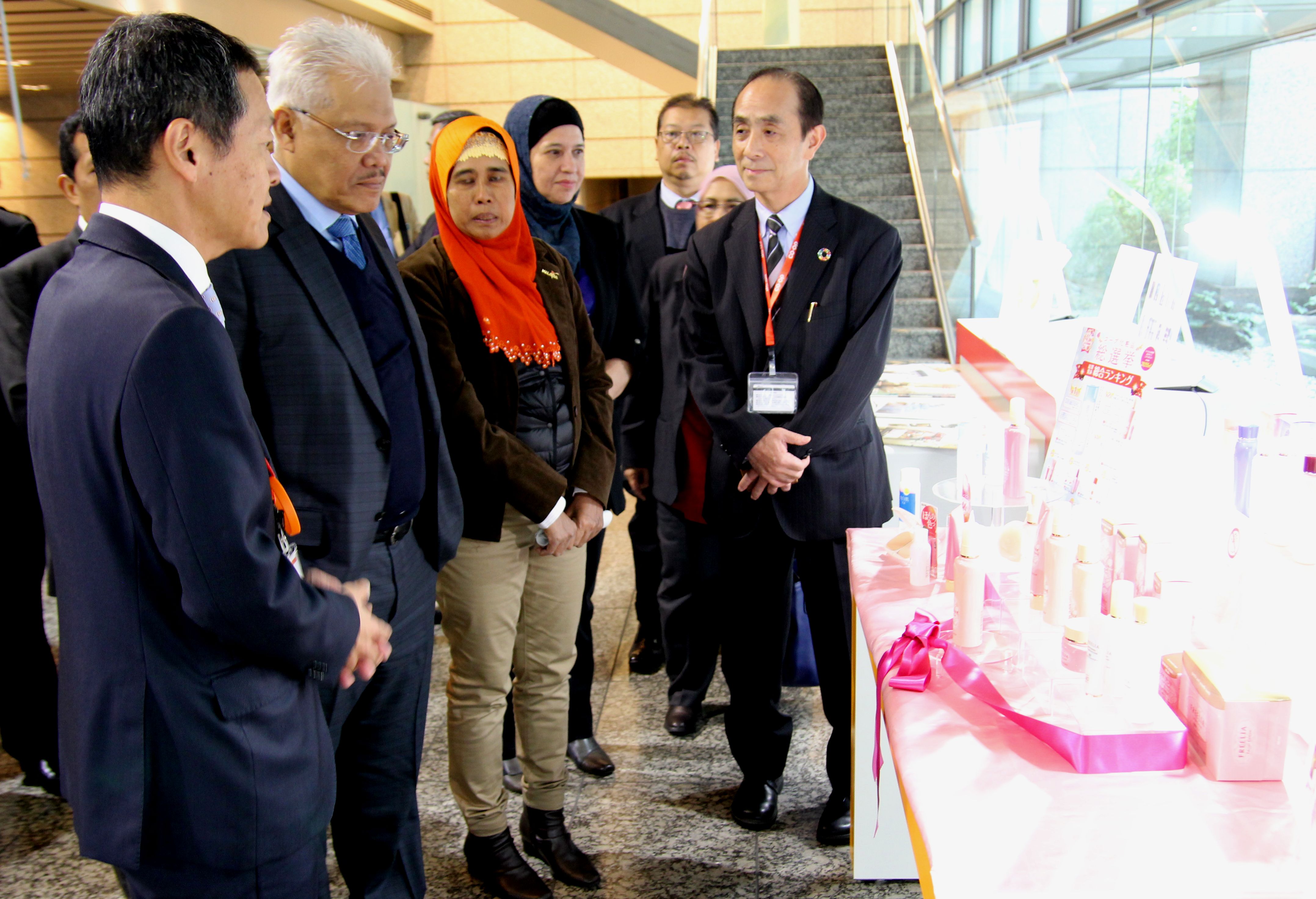 Malaysia Minister's inspection group visited JCCU