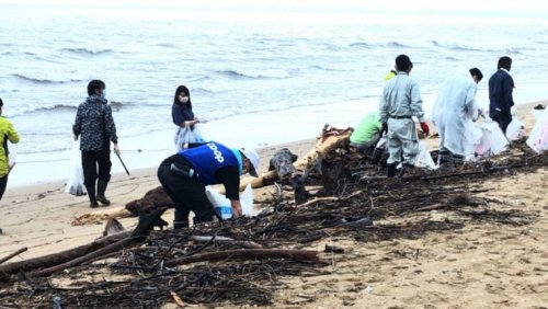 beach-cleanup-activities-in-mie②.jpg