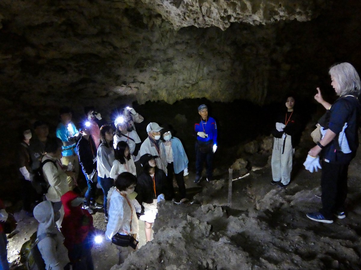 07_Participants receiving an explanation at the Yamashiro Underground HQ.jpg