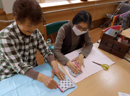 Face Mask Making at Co-op Aichi's day care center