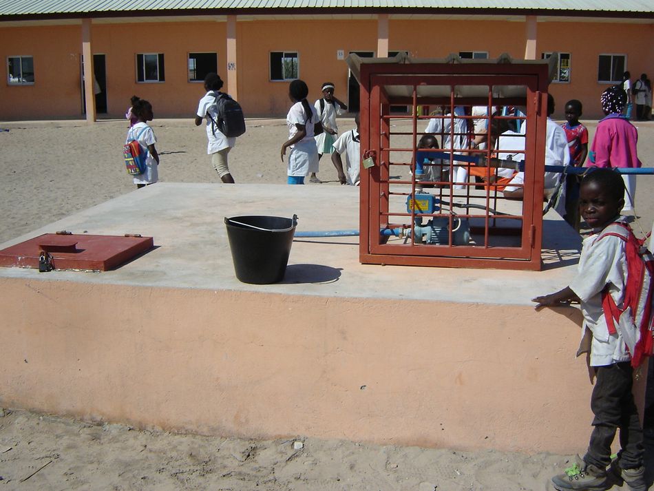 ユニセフの支援で設置された給水施設